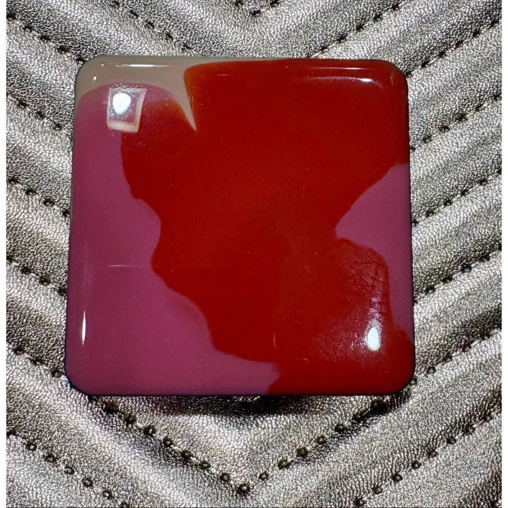 JAPONESQUE  - NIB Velvet Touch Blush/Shade 05 (cinnamon). Perfect for Sculpting